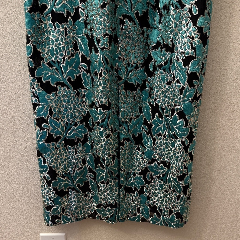 Neiman Marcus green and Black Floral burnout, Long Sleeve metallic Dress - Picture 9 of 10